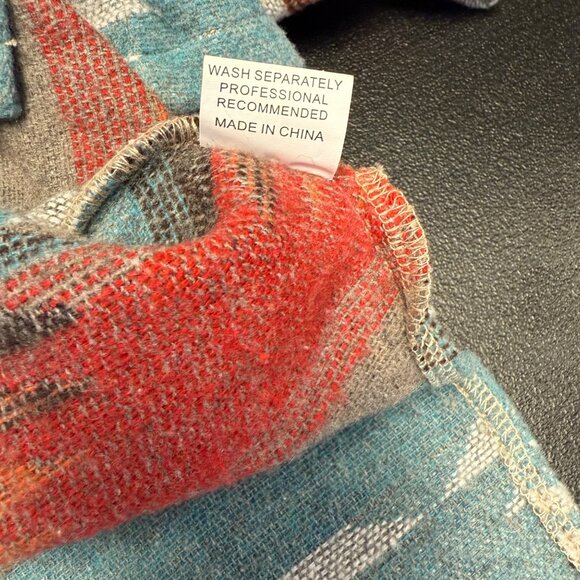 Southwestern Style Button-Up Jacket Shacket Oversized Women’s size Large - Picture 10 of 10